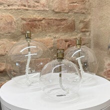 Oljelampa i klarglas